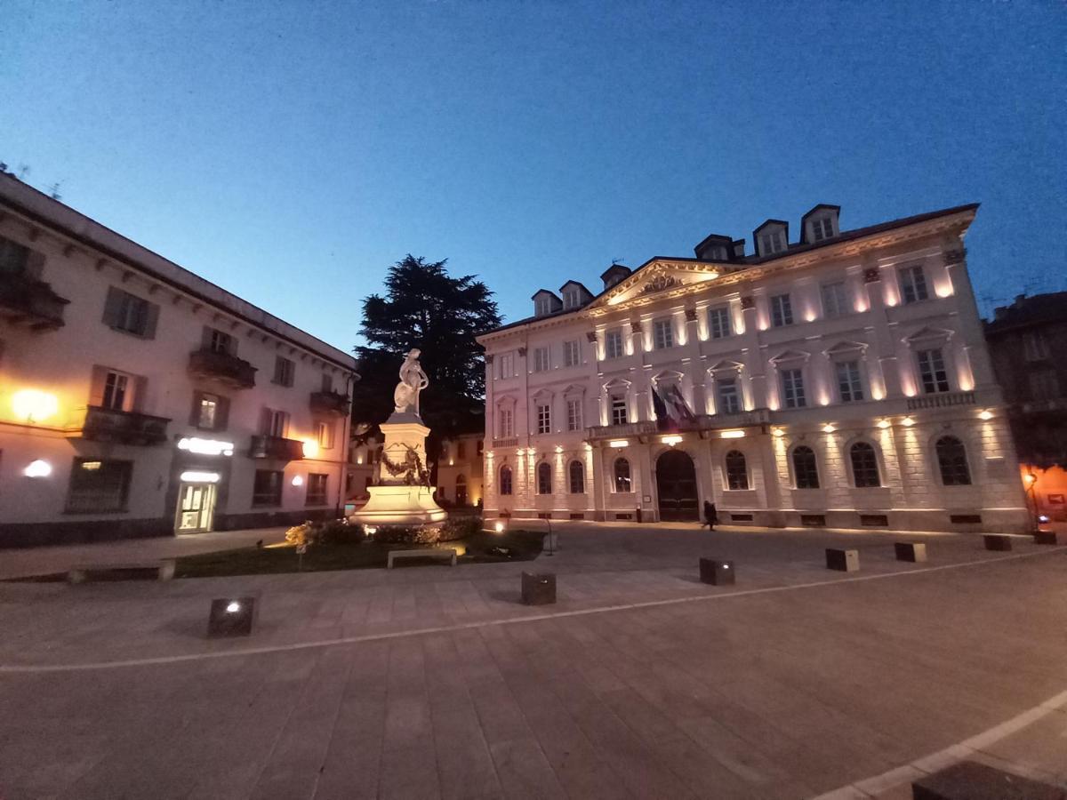 Ossola Bella La Tua Casa Appartement Domodossola Buitenkant foto